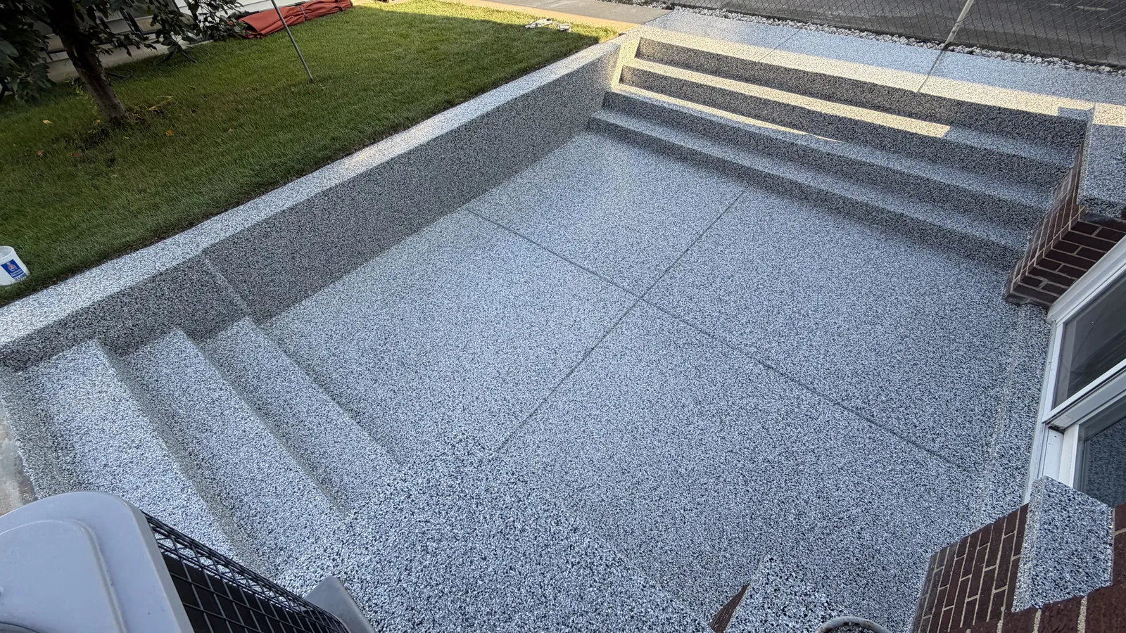 Concrete floor coatings from Comer & Cross, serving Ann Arbor, MI