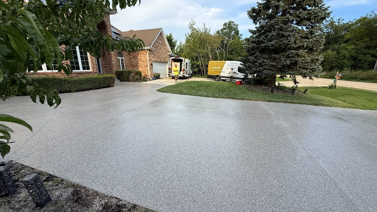Concrete floor coatings from Comer & Cross, serving Chicago, IL