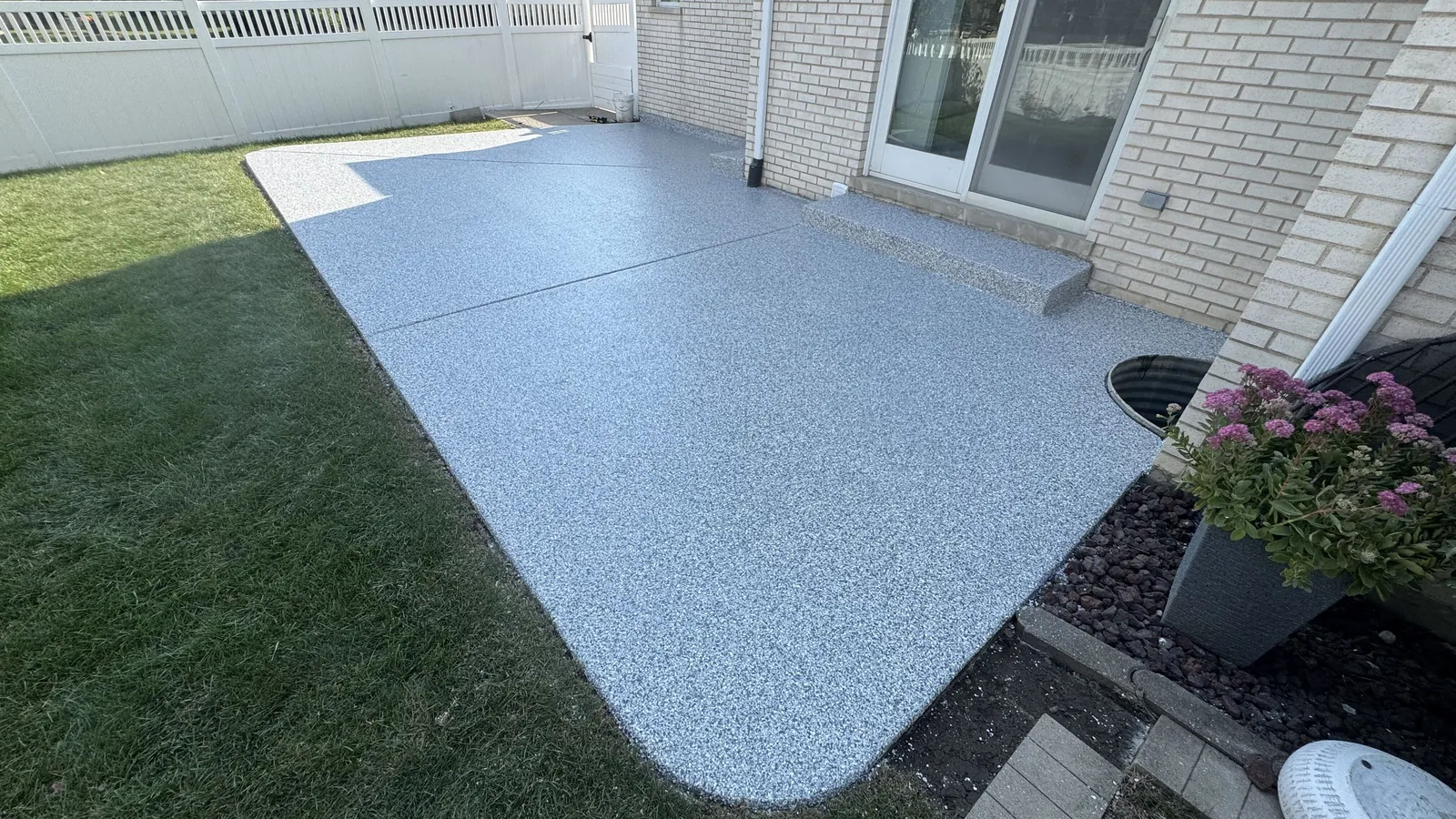 Concrete floor coatings from Comer & Cross, serving Columbus, OH