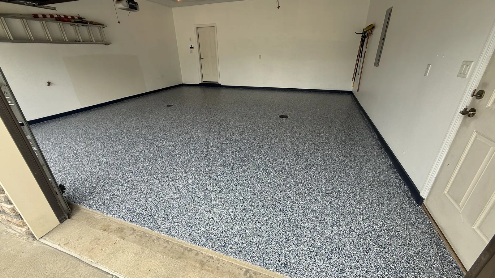 Concrete floor coatings from Comer & Cross, serving Northwest Indiana, IN