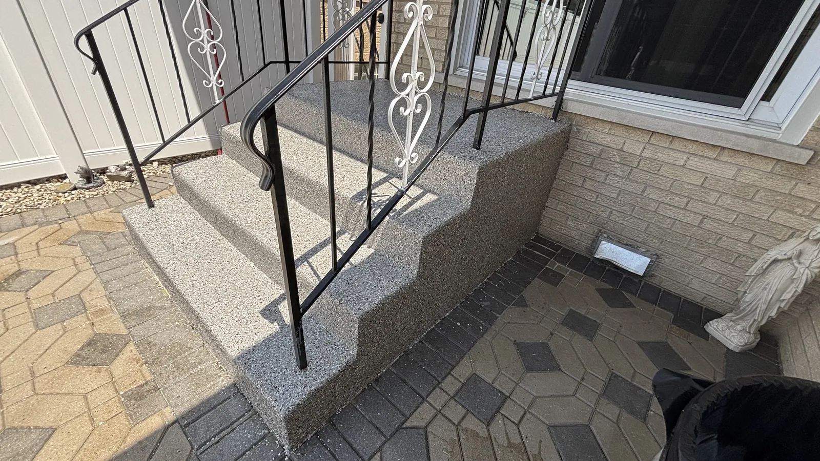 Concrete floor coatings from Comer & Cross, serving Woodstock, GA