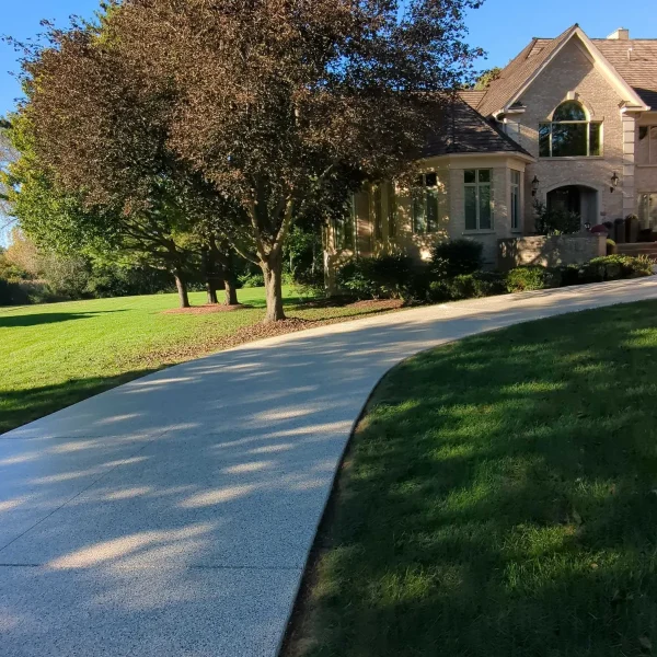 Driveway coating project by Comer & Cross