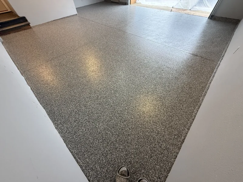 The same garage floor after a Comer & Cross coating