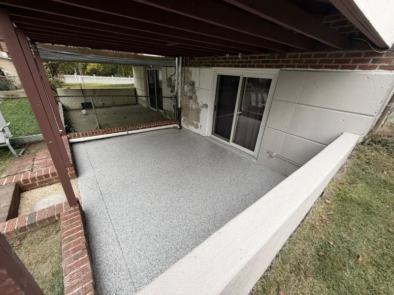 The same patio floor after a Comer & Cross coating